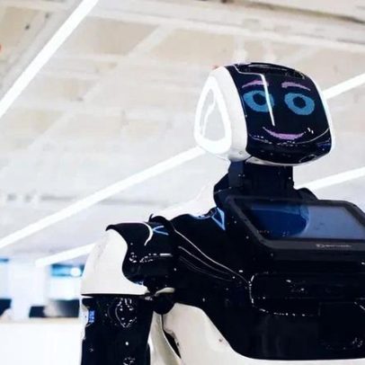 China avança em robôs humanoides com padrão nacional e uso crescente
