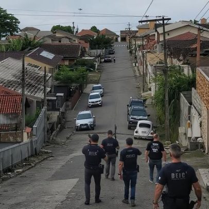Polícia realiza operação contra apologia ao nazismo em SC