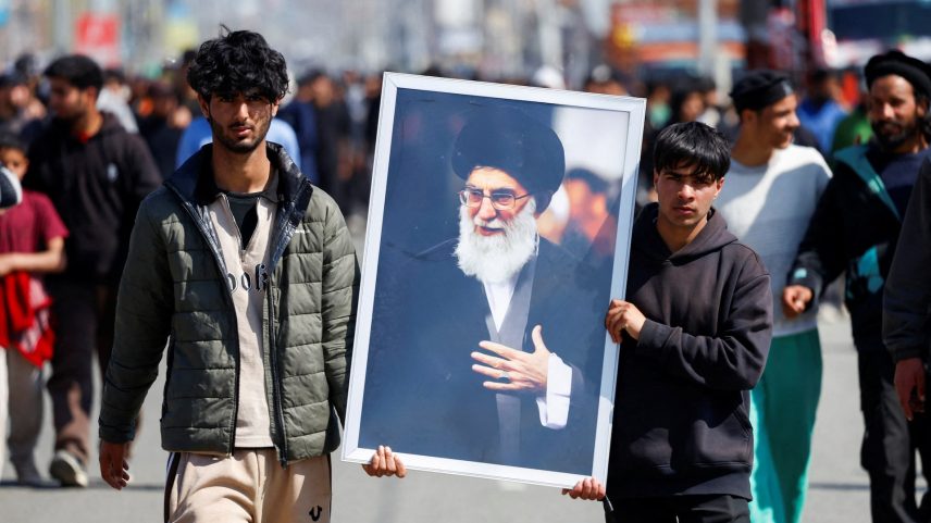 Localização do aiatolá afeta o momento da operação dos EUA, diz Casa Branca