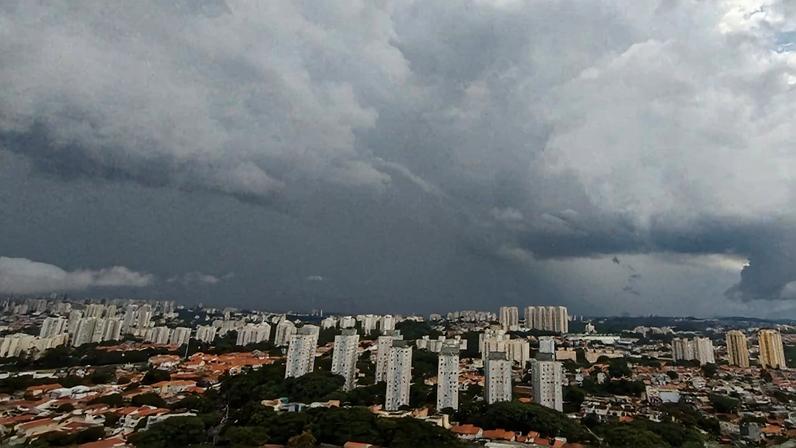 Passagem de frente fria aumenta a chuva no Sudeste na segunda semana de março de 2026 (Foto: São Paulo, SP,por Marcelo Pinheiro)