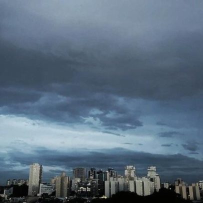 Semana chuvosa em São Paulo mantém risco de enchentes elevado