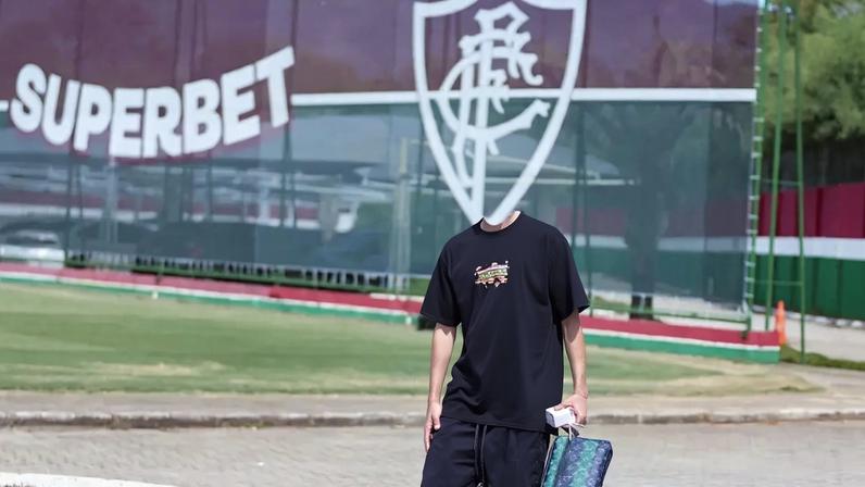 Santi Moreno na reapresentação do Fluminense para 2026 (Foto: Marcelo Gonçalves/FFC)