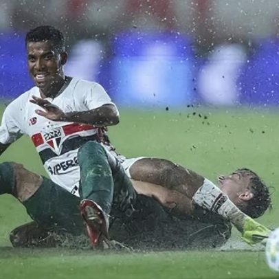 Queda de energia interrompe jogo entre São Paulo e Chapecoense no Canindé