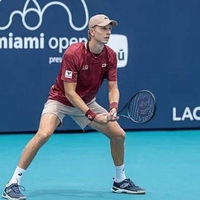 Conto de fadas espanhol termina com eliminação no Miami Open