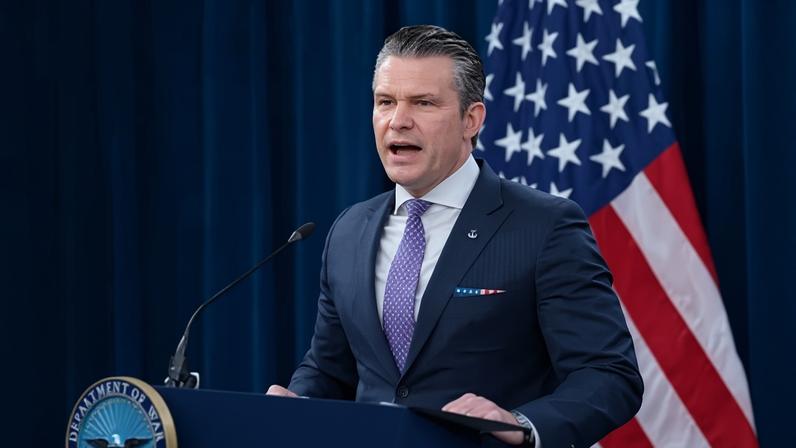 Secretário de Defesa dos EUA Pete Hegseth 31 de março de 2026 REUTERS/Jonathan Ernst
