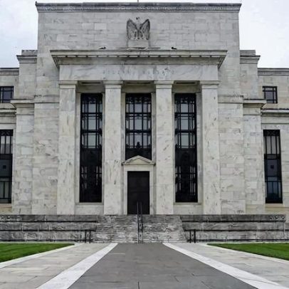 Banco Central dos EUA mantém taxa de juros estável