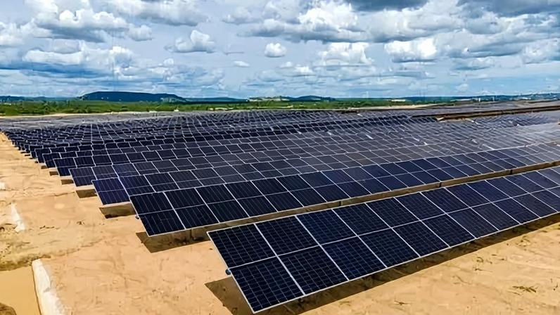 Usina solar: risco financeiro é maior preocupação no setor de infraestrutura