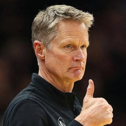Warriors disputarão o play-in da NBA, admite Steve Kerr