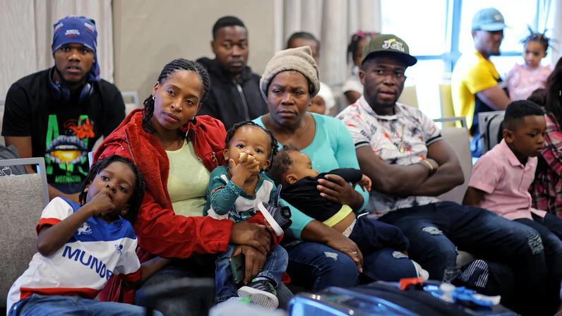 Tribunal dos EUA decide que Trump não pode terminar proteções para 350 mil haitianos