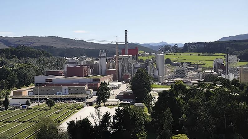Biofábrica de Ence en Navia (Asturias).