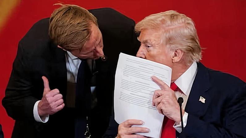 Trump ameaça Irã com destruição total e diz que sofrerá duro golpe