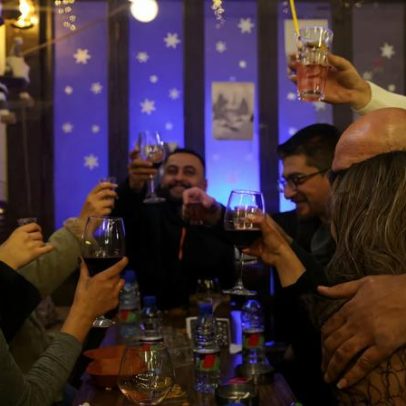 Autoridades sírias proíbem álcool em Damasco