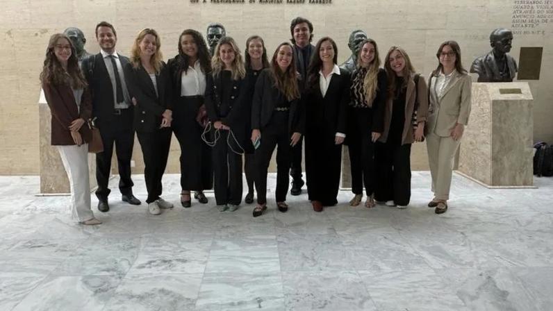Trainees do Poder360 visitam o STF