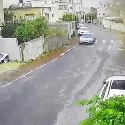 Câmera registra impacto de míssil iraniano em Israel