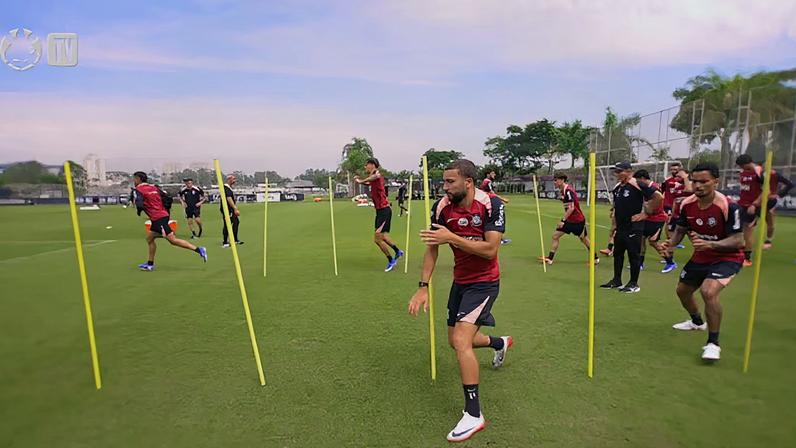 O Corinthians treinou nesta segunda-feira (30) no CT Dr. Joaquim Grava, dando continuidade à preparação para o compromisso contra o Fluminense, fora de casa, pelo Brasileirão.