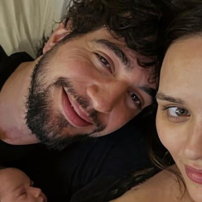 Rafa Kalimann mostra filha em videochamada com a avó