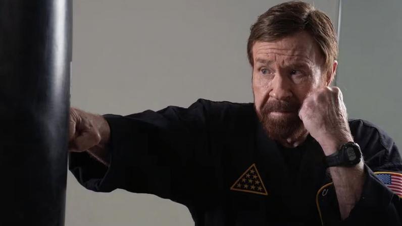 Chuck Norris foi mestre em artes marciais e brilhou em filmes de ação