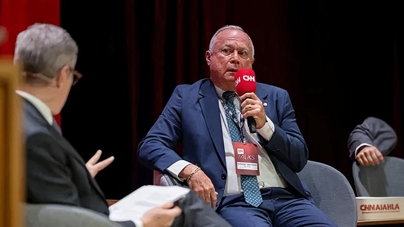 Deputado Paulo Azi (União-BA), relator da PEC sobre a escala 6x1