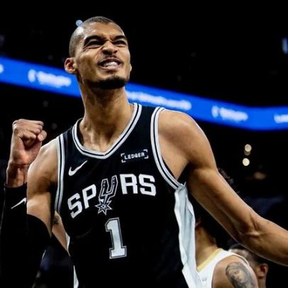 Wembanyama domina e Spurs vencem Pistons, batendo marcas