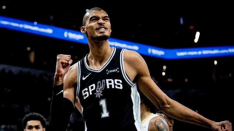 Wembanyama domina e Spurs vencem Pistons, batendo marcas
