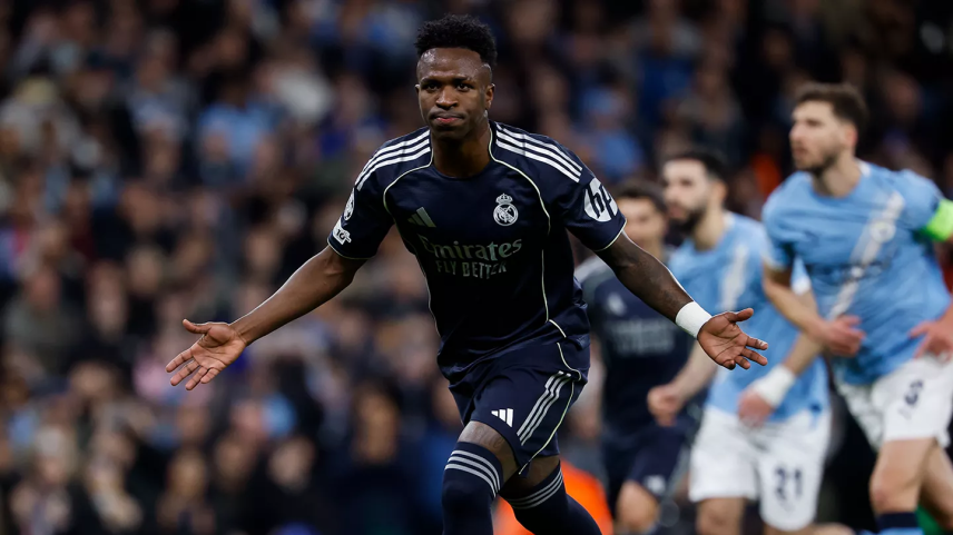 Vini Jr. volta a marcar e Real vence City por 2 a 1, avançando para as quartas da Champions League