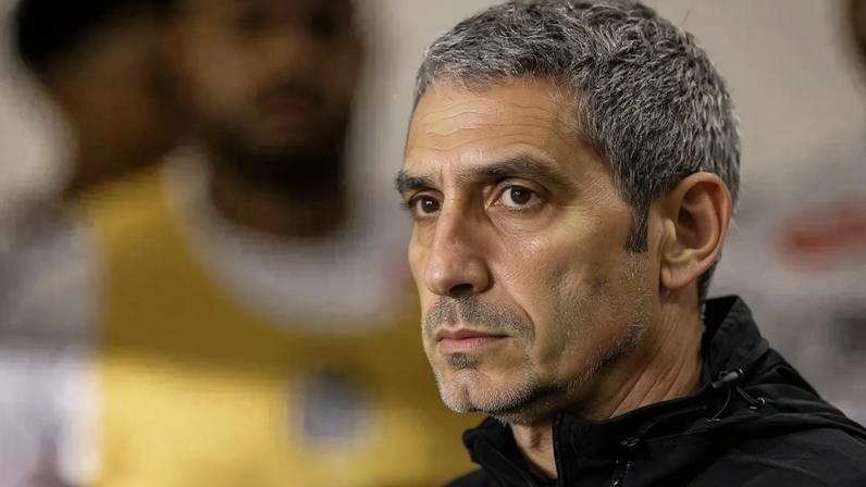 Santos demite técnico Juan Pablo Vojvoda após derrota para o Inter