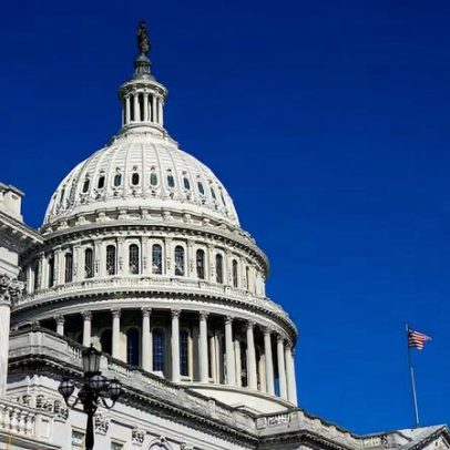 Senado dos EUA vota contra restrição de poderes de guerra de Trump no Irã