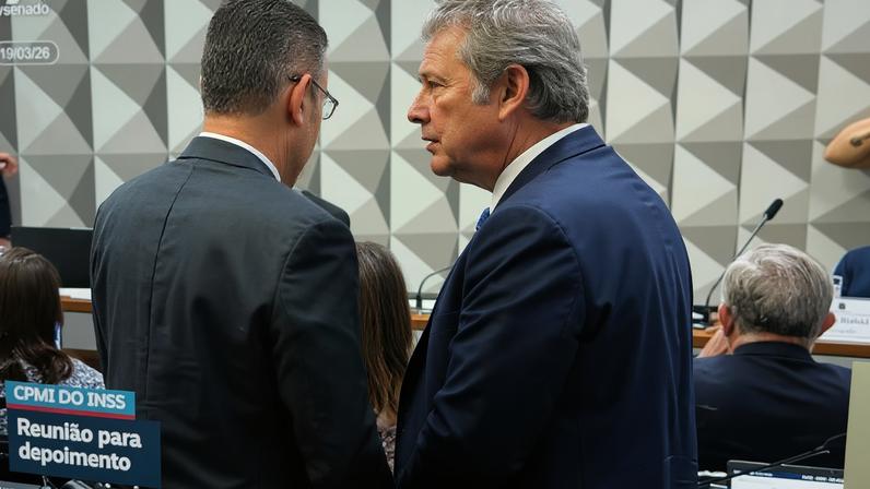 Sóstenes Cavalcante (PL) e Lindbergh Farias (PT) conversaram sobre decisão de Fux ligada a mandato-tampão no RJ