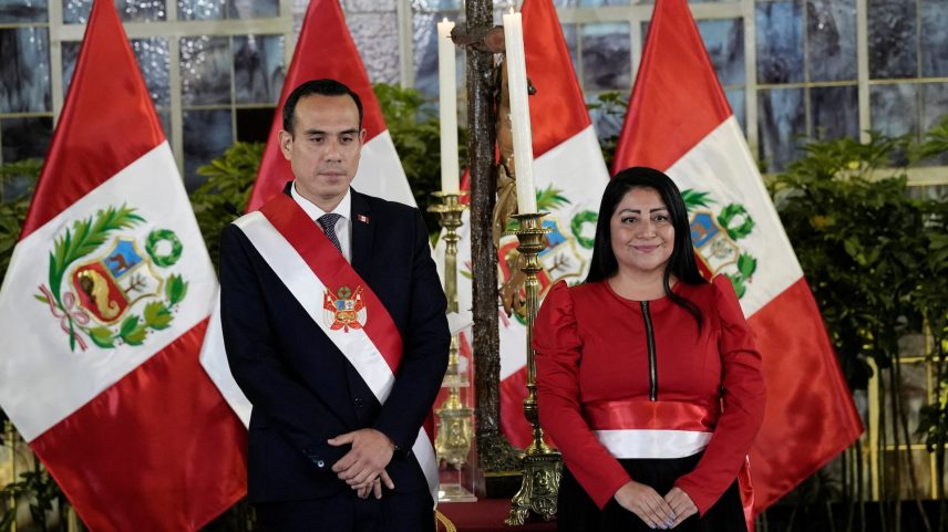Primeiro-ministro do Peru renuncia semanas antes das eleições