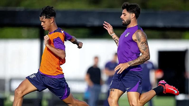 Guilherme Gama chegou a treinar no profissional (Foto: Reprodução/Instagram)