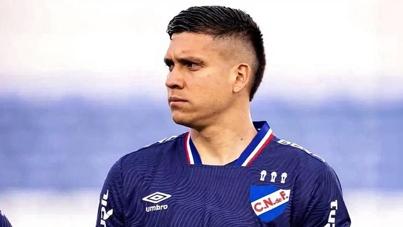 Julián Millán em ação pelo Nacional do Uruguai (Foto: Divulgação)