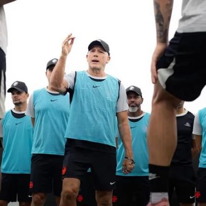 Renato Gaúcho define Vasco com novidades para enfrentar o Palmeiras