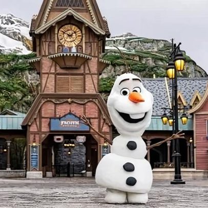 Olaf robótico da Disney desmaia durante o trabalho