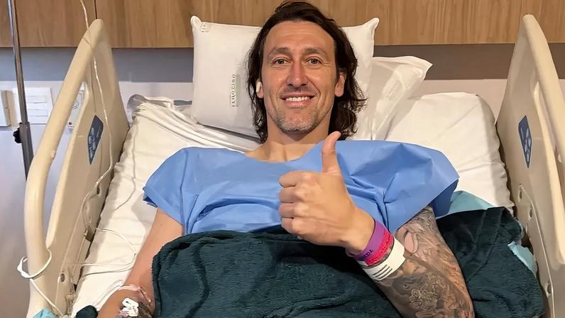 Cássio após cirurgia (Foto: Reprodução Instagram)