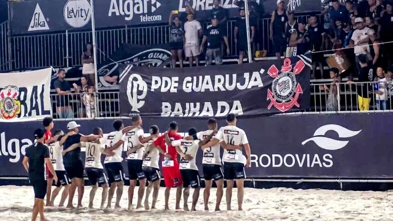 Corinthians se destaca em torneio de beach soccer em São Sebastião