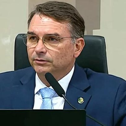 Fortalecimento do nome de Flávio Bolsonaro na direita cresce