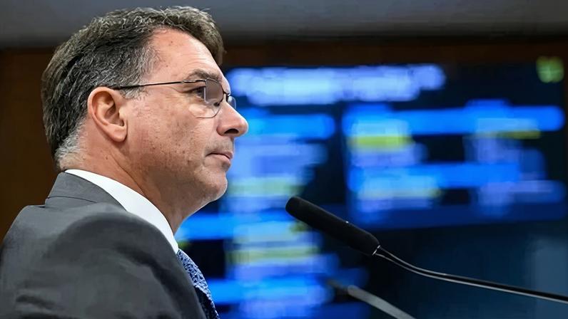 O senador e pré-candidato a presidência Flávio Bolsonaro