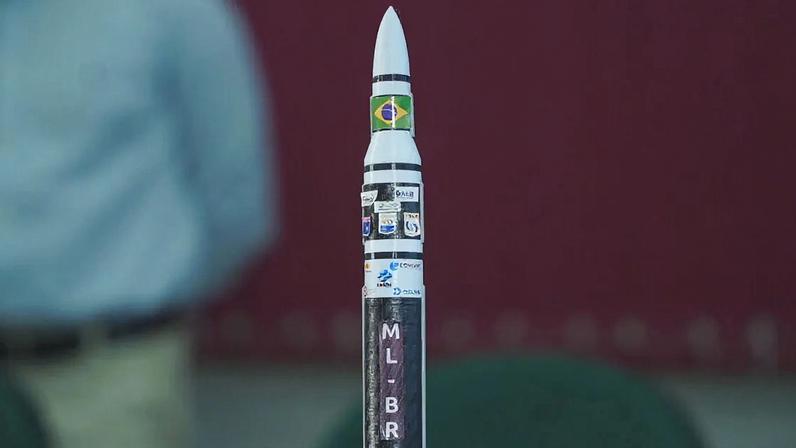 Brasil tenta nova missão de lançamento orbital de foguete