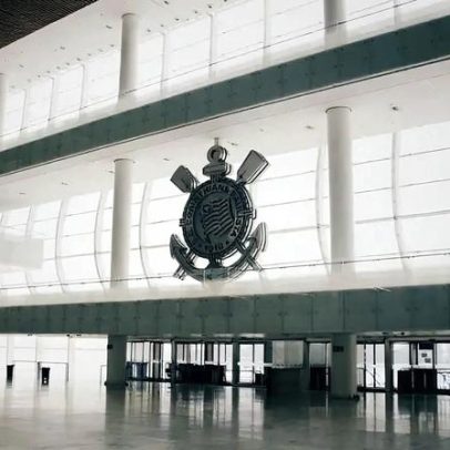 Renê é anunciado como reforço do Vitória, alvo do Corinthians