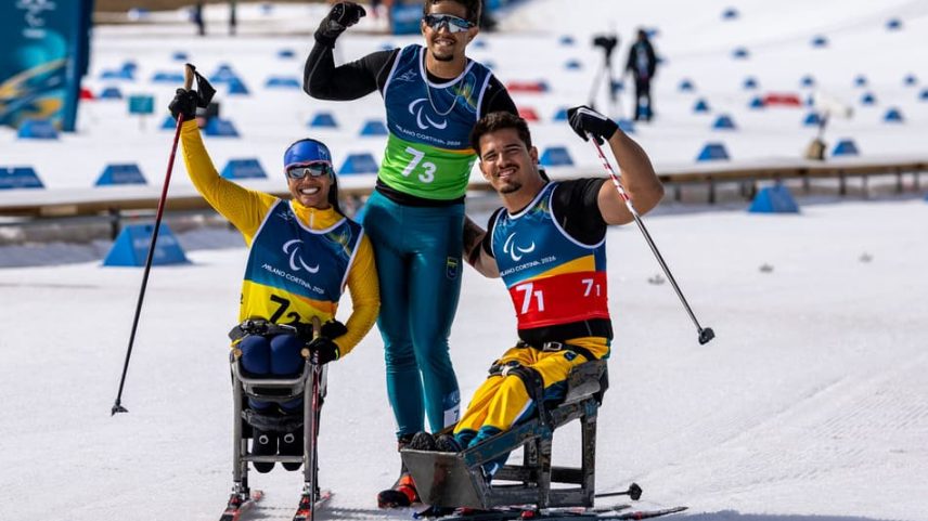 Aline Rocha, Wellington da Silva e Cristian Ribera nas Paralimpíadas de Inverno de Milão-Cortina 2026 (Foto: CPB)