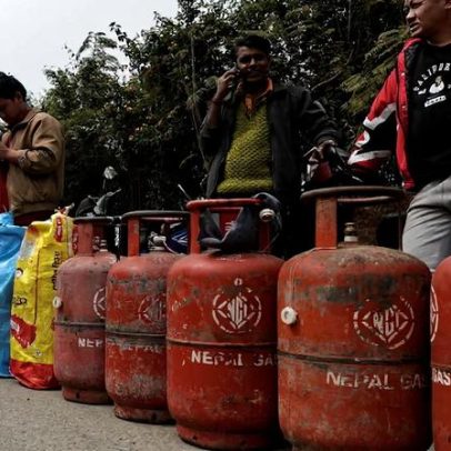 Nepal reduz racionamento de gás de cozinha por pânico com a escassez