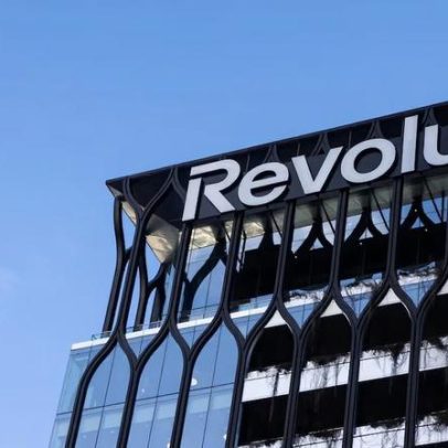 Revolut acelera crescimento e atinge receita de 4,5 bilhões de libras