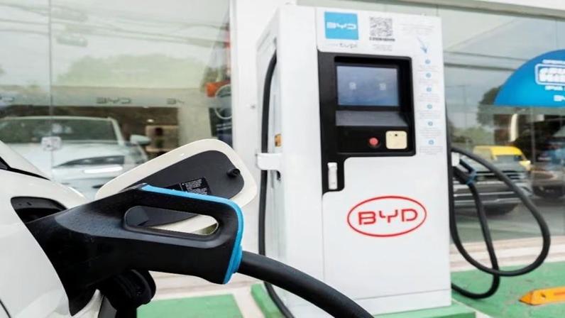 carregador rápido na rede de concessionários BYD