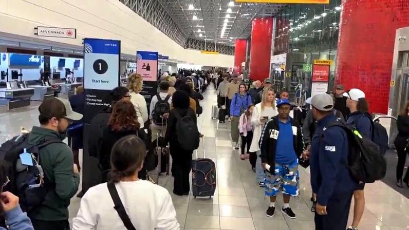 Aeroporto Internacional de Baltimore: filas longas