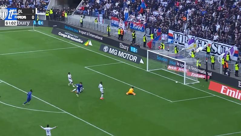 Finalização de Akliouche garante empate do Monaco com Lyon