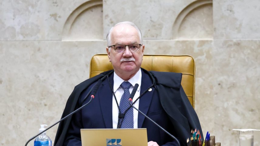 STF encerra auxílio-peru e proíbe folgas compensatórias no Judiciário