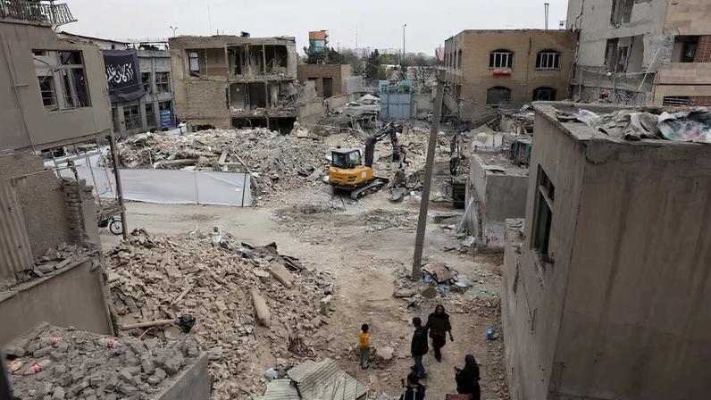 Pope Leo condena violência na guerra do Irã e pede cessar-fogo