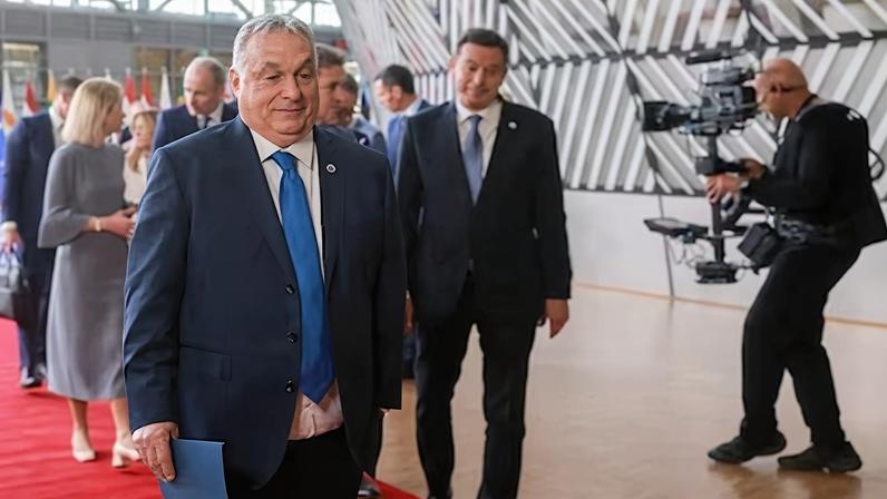 Orban avisa Zelenski: pode parar apoio à Ucrânia sem petróleo russo para Hungria