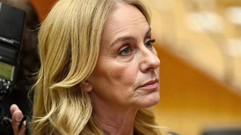 Viviane Moraes, esposa do ministro Alexandre de Moraes, durante posse de Fachin como presidente do Supremo