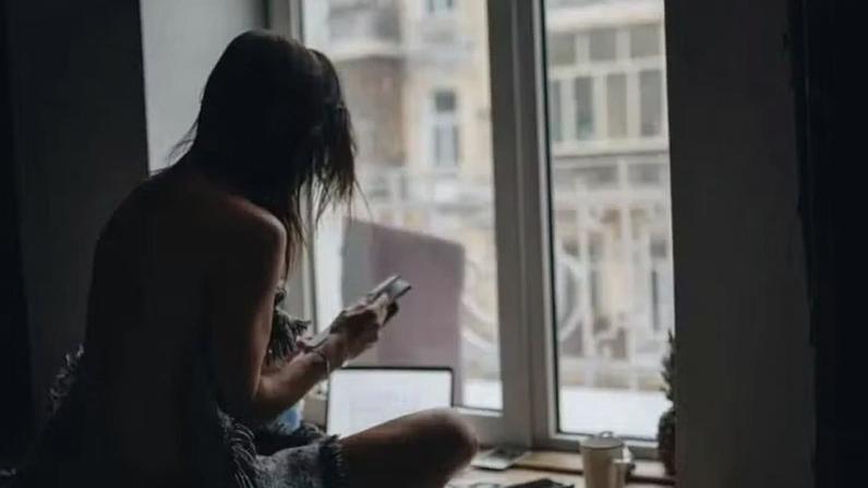 "Não é nada agradável, sabe? Você começa a se questionar. Sua moralidade, até mesmo a sua consciência", disse à BBC uma "chatter" — Foto: Getty Images
